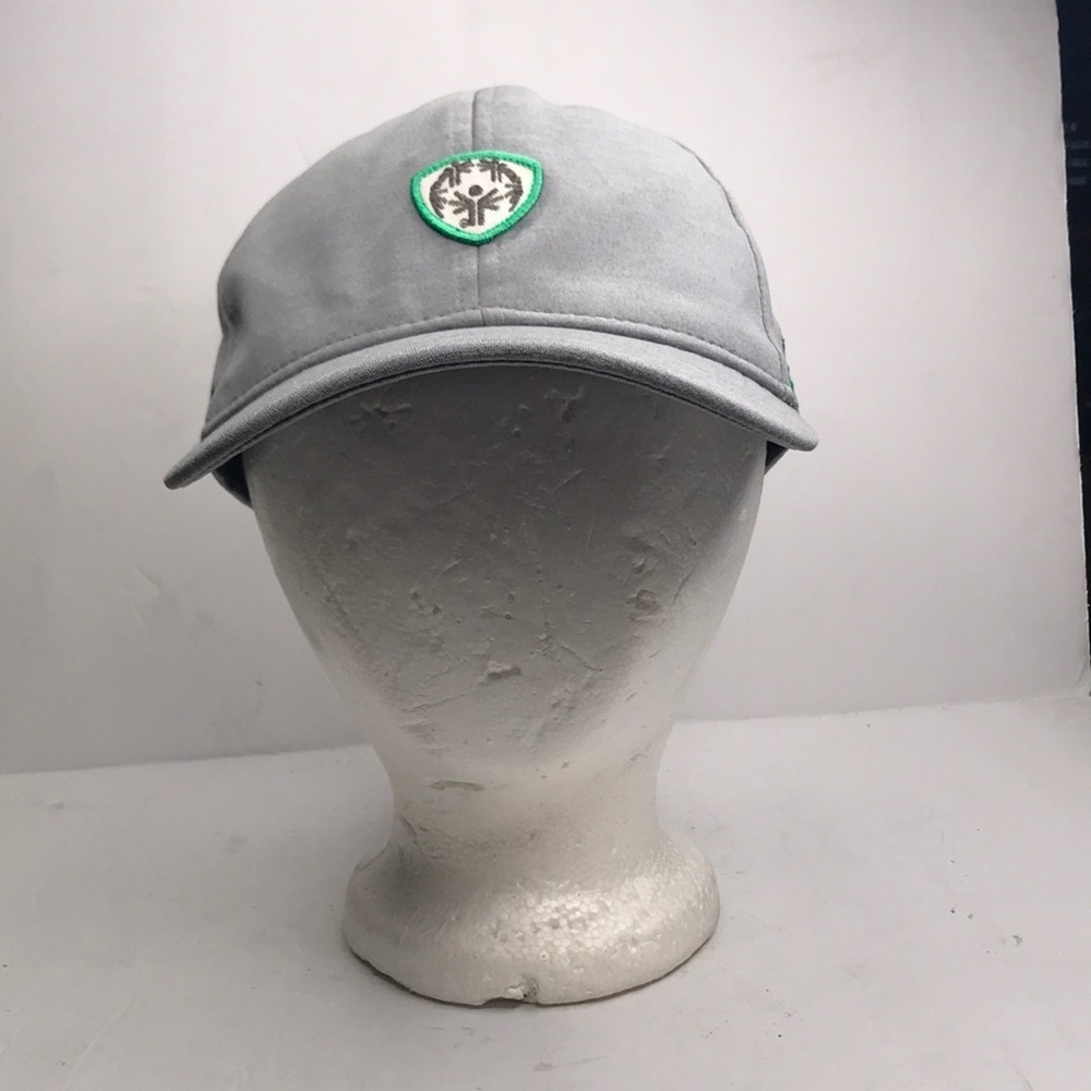 NWT Under Armour Women’s Gray Cap Old Republic Title
